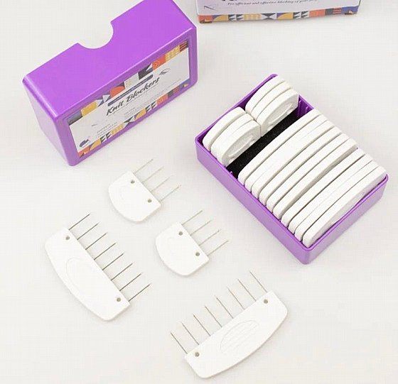 ������� Knit Blockers